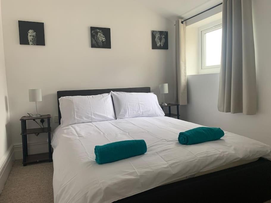 Apartment 2 Double Bedroom Flat, Location